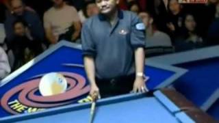 Efren Reyes Uses A Very Weird Stroke - Watch Closely
