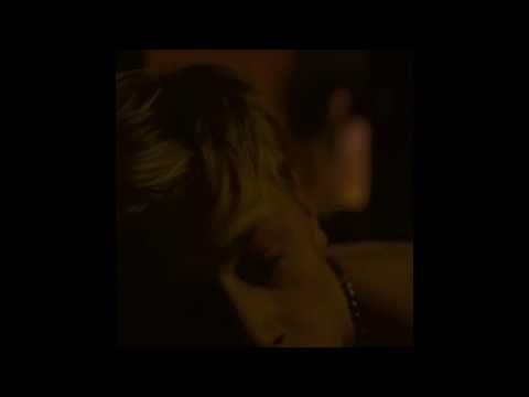 Mommy 2014 Kiss Scene 