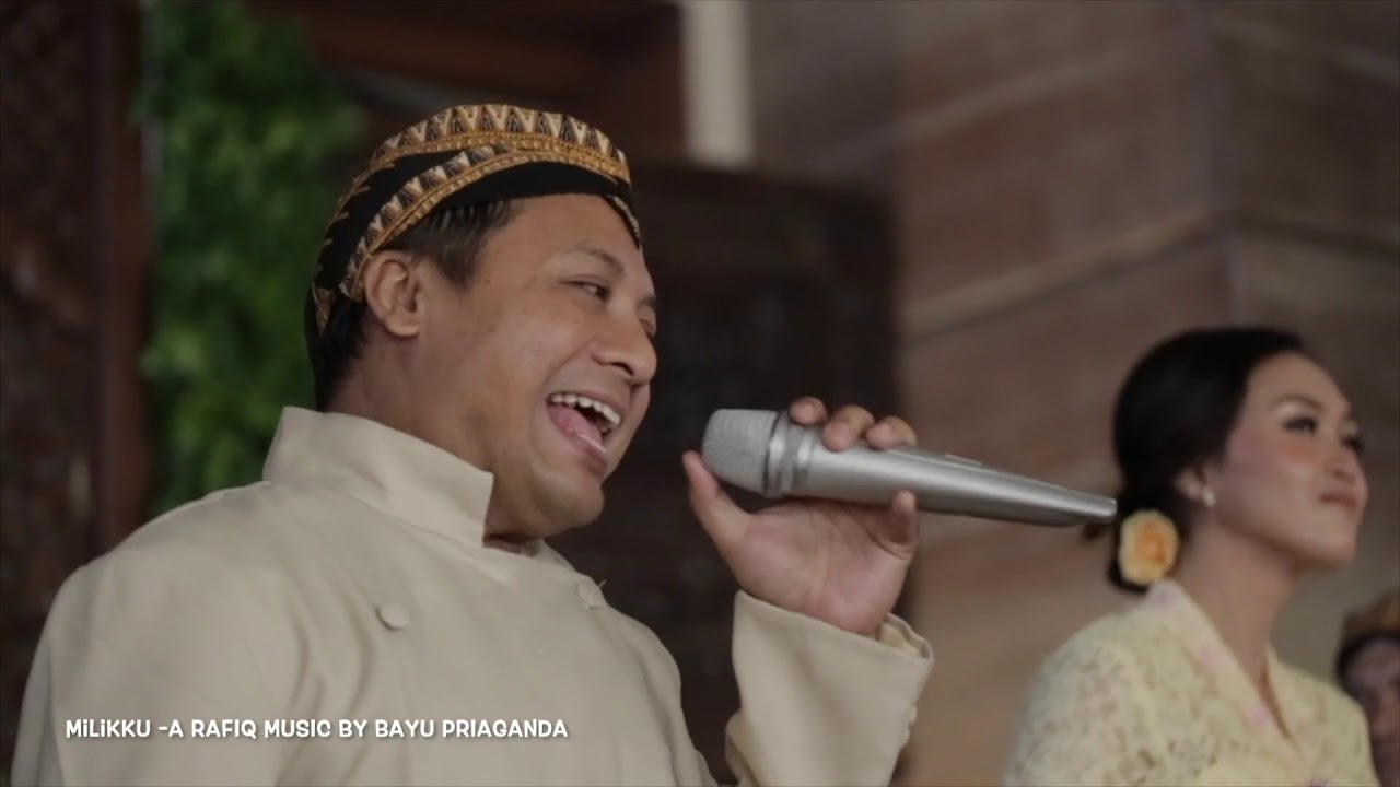 Milikku A rafiq cover ..Music arr by bayu priaganda - YouTube