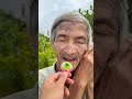 Ông nội tội nghiệp và Em bé siêu dễ thương🍅🍋🟩🍓🍑🍎#shorts#cute 60