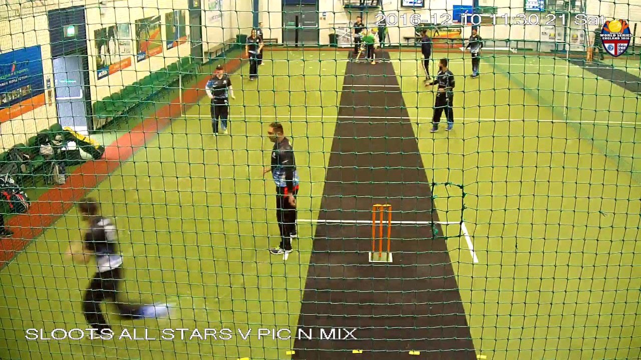 79825 Court1 Action Indoor Sports Birmingham Bowling End SLOOTS ALL STARS V PIC 'N' MIX