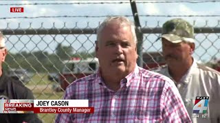 Officials: Crews struggling to get Brantley County fire under control; 54 homes destroyed