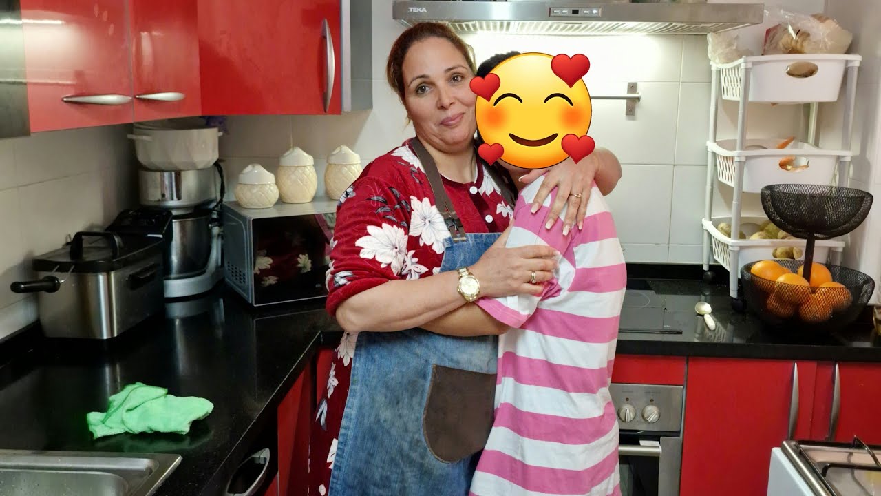 ليوما جات عندي بنتي الله اخليهالي￼