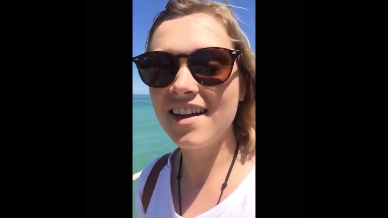 Eliza Taylor leaving Thailand p2