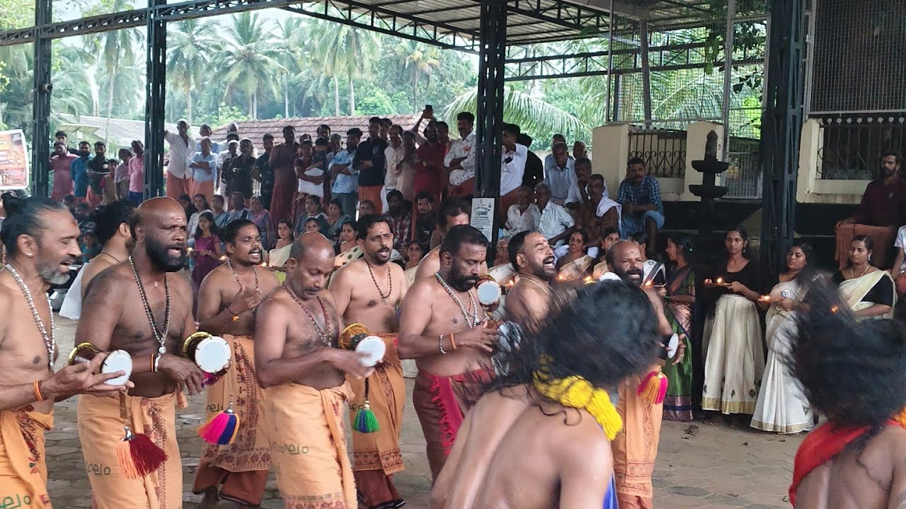 അയ്യപ്പൻ വിളക്ക് പാലക്കൊമ്പ് പൊരുന്നേൻകാവ് തൂത 