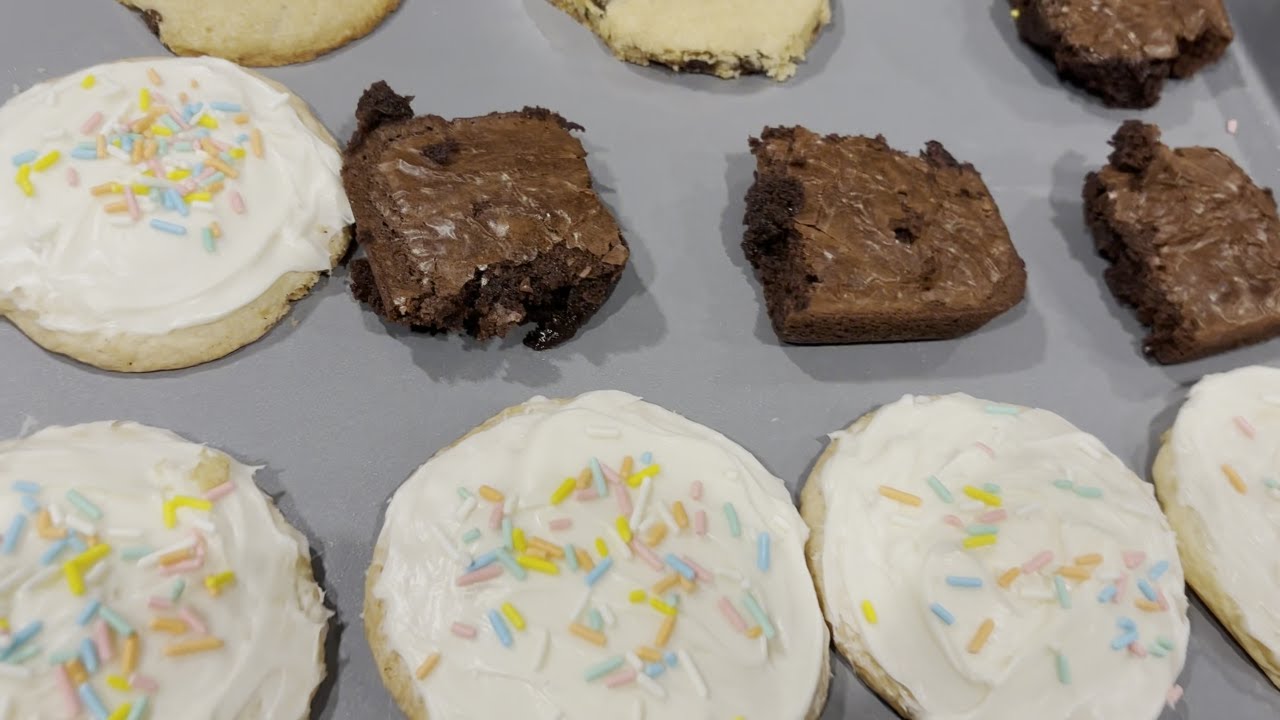 Feeding random people in my friend's dorm