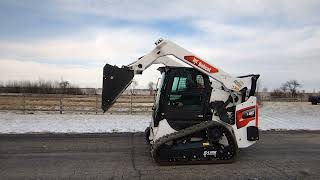 How to operate a 2021 Bobcat skid steer T66