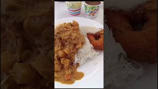 ഇടിയപ്പം, Veg curry, ഉഴുന്നു വട, കൂടെ ഒരു അട പ്രഥമനും 😋 #shorts #payasam #breakfast