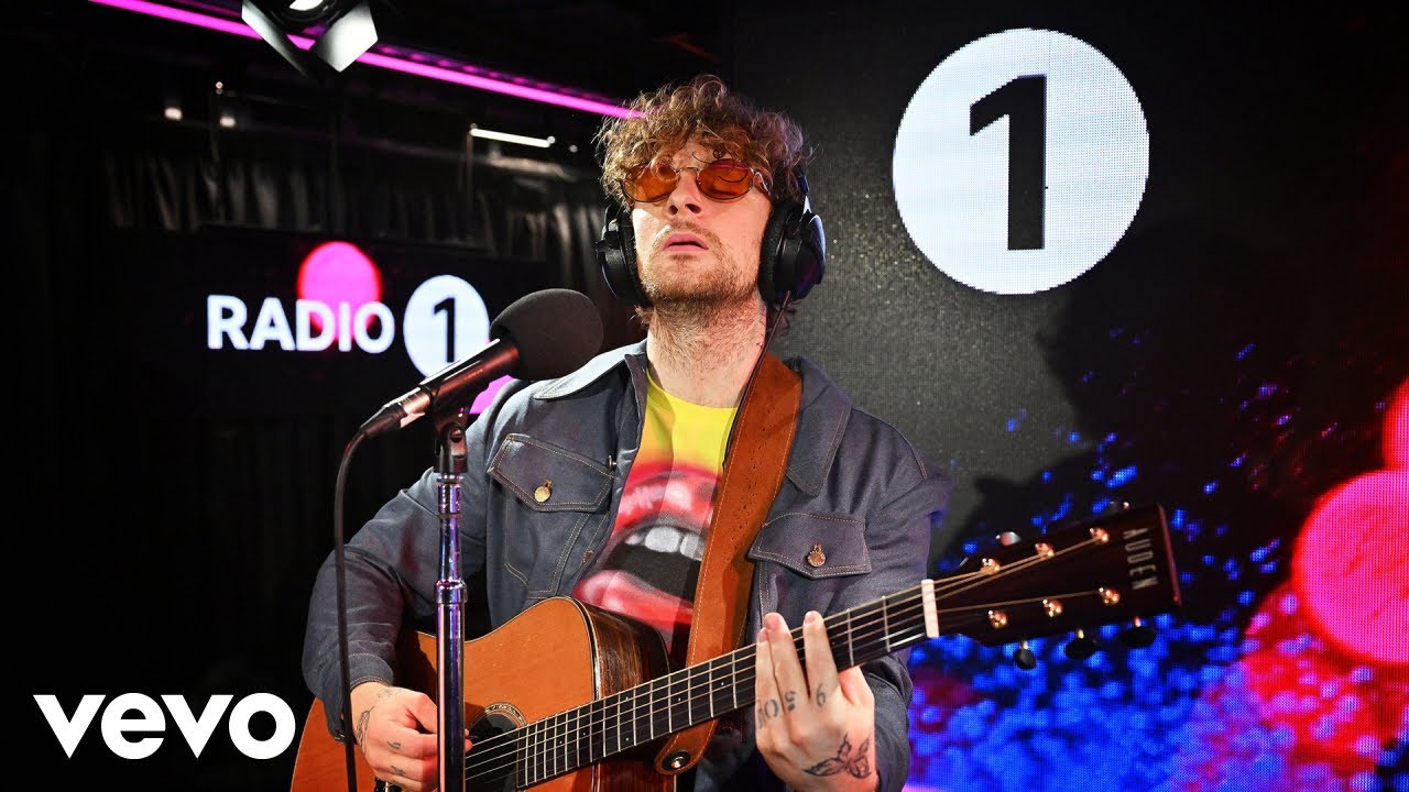 Tom Grennan – Something in the Water in the Live Lounge
