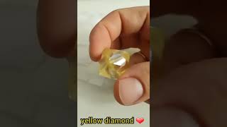 pretty yellow diamont    الألماس الأصفر