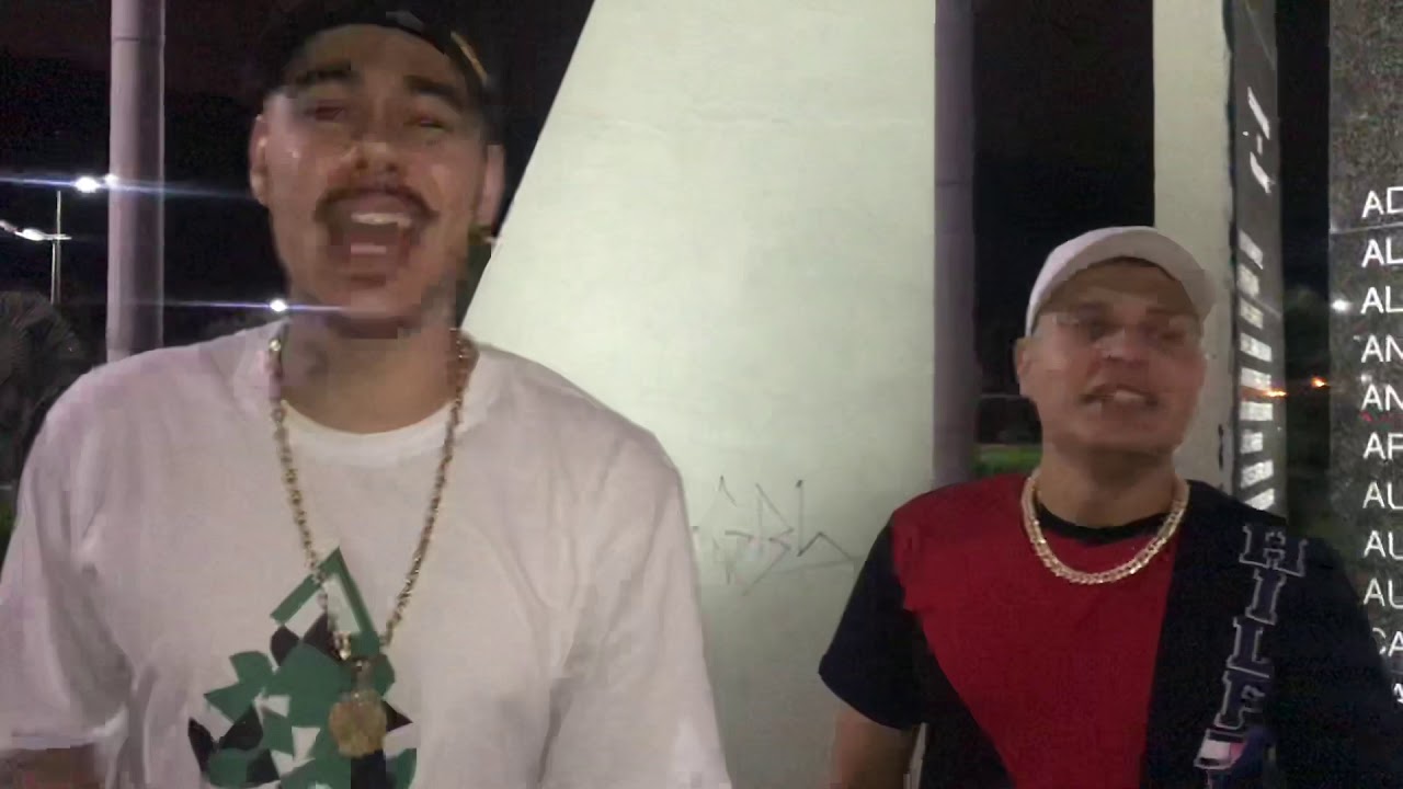 medley mc huguinho e mc kako n o grita youtube medley mc huguinho e mc kako n o grita youtube