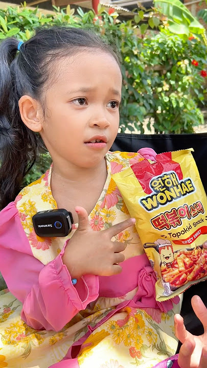 Try Spicy Topokki Snack to Look Cool ⁉️ Spicy Sweet Topokki Snack #eat #mukbang #snacks