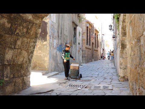 كاميرا تلفزيون سوريا السرية تدخل مدينة جبلة وترصد ماذا يفعل النظام بها لم الشمل 