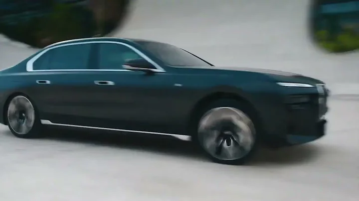 The all-new BMW 7 Series pioneers new paradigms in grandeur.