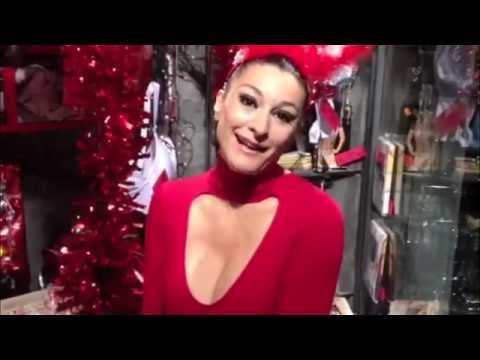 Immagini Natalizie Ose.A Trento Babbo Natale Diventa Sexy Youtube