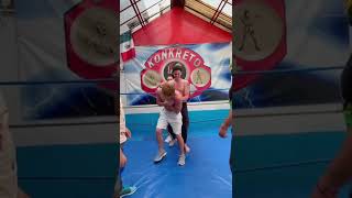 Fui Peado Por Luchadores Profesionales