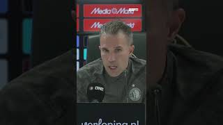 Robinas van Persie mano, kad Justinui Bijlowui priklauso šansas.