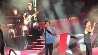 Strong + Right Now + Through The Dark [HD] 09/13/14 Rose Bowl Stadium