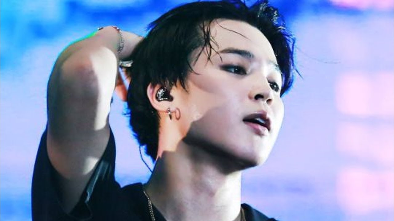 Le pregunto a PERSONAS ¿Quién es más GUAPO de BTS? 😏 - YouTube