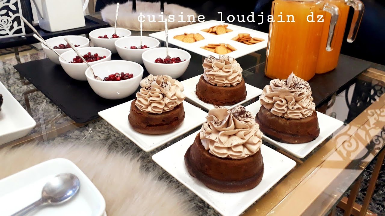 تعرفوني خاطيني الباتيسري عندي❤ كيكة الدانات غير هي الي تسلكني في العرضات