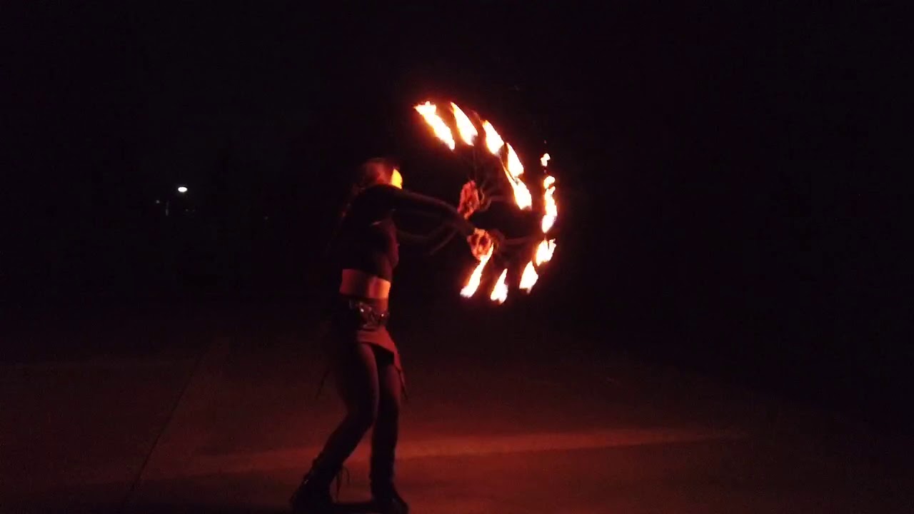fire fan flow @ los angeles burn club - YouTube