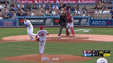 STL@LAD: Pederson draws bases-loaded walk in the 2nd