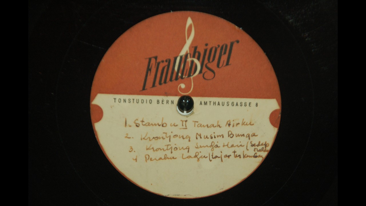 Musik Kroncong ca. 1950an - Piringan Hitam Kustom - Belum Teridentifikasi Artis2nya