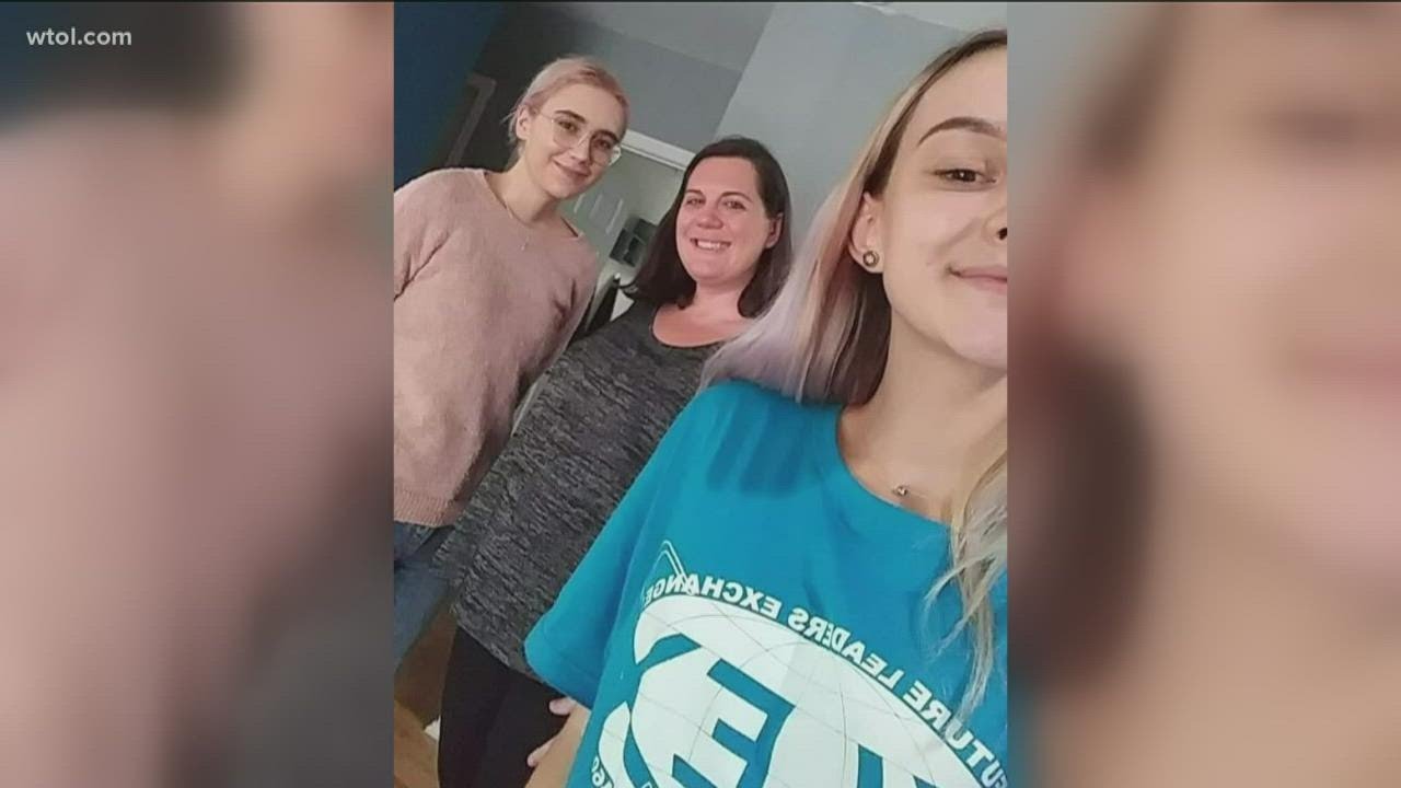 Host mother worries for former exchange students living in Ukraine