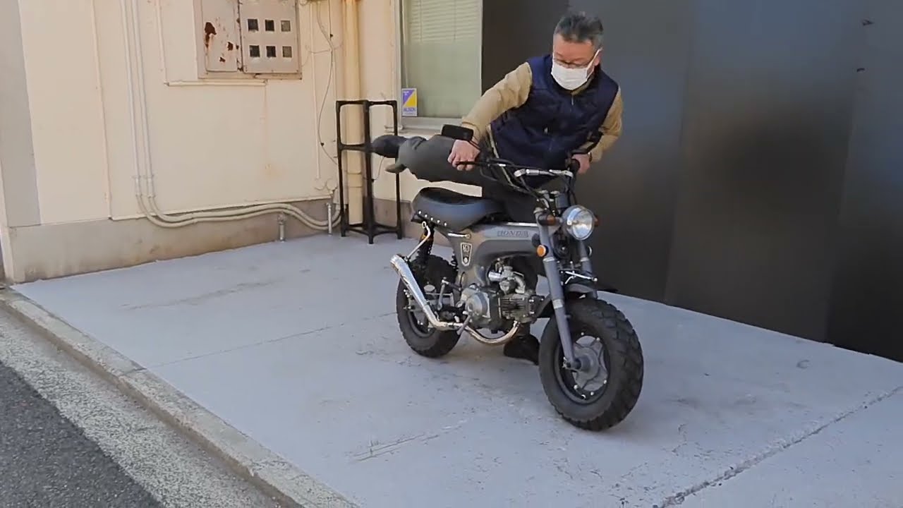 愛媛発★ ダックス DAX ST70 エンジン好調♪ 88ccボアアップ KEIHINNキャブ HOTLAP ワンオフマフラー 艶消し カスタム 始動動画有 現状販売 愛媛発☆ ダックス DAX ST70 エンジン好調♪ 88ccボアアップ KEIHINN