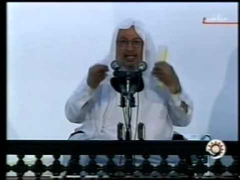 وفاة مرشد جماعة الإخوان المسلمين الأستاذ المامون الهضيبي الشيخ يوسف القرضاوي
