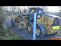 4K Caterpillar 120M Grading Gravel Roads