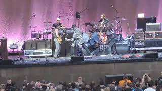 Hey Hey, My My + Love and Only Love - Neil Young/Berlin july3, 2019