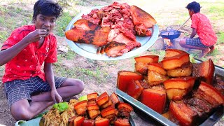 Primitive Technology : Yummy Cooking Pork Belly on a Rock - Eating delicious - Hunter Cooking