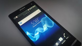 Using a Sony Xperia S like it's 2012! screenshot 3