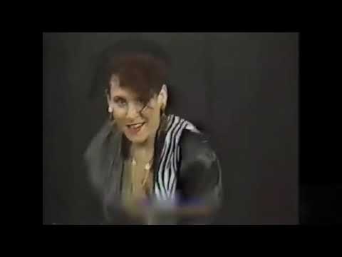 Eggroll — Eggroll performs "No Satisfaction" 1987 on NY Public Access [trimmed]