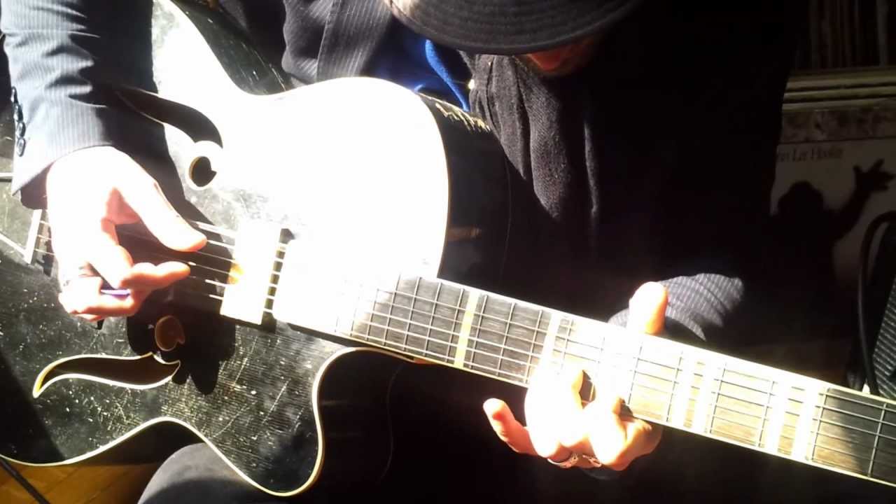 Flatpup Humbucker: Electro-pimped "Juwel" archtop guitar