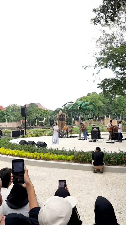 Nadin Amizah - Bertaut // Soft Opening Solo Safari Zoo