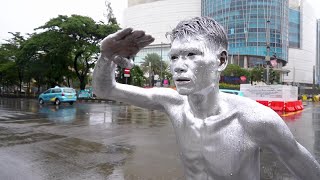 Download Lagu Indonesia's 'silvermen' beg to make ends meet | AFP MP3 Download Lagu Indonesia's 'silvermen' beg to make ends meet | AFP MP3