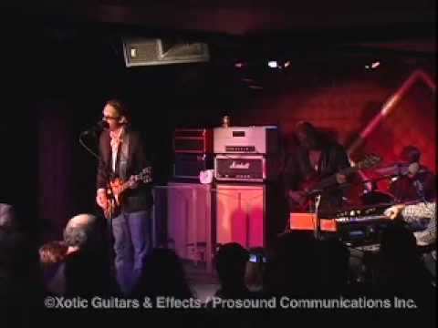 Carmine Rojas in Joe Bonamassa Band Live at Brixtonlive on Sep 19, 2008 Part1