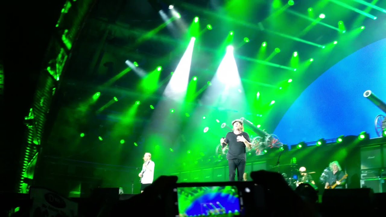 AC/DC DETROIT FORD FIELD SEPTEMBER 8th, 2015 Row 2 - YouTube