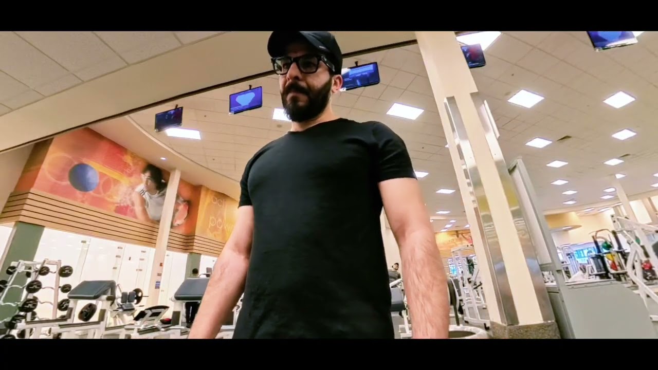 Daily routine: pray ✔️ gym ✔️ breakfast ✔️ work ✔️ just trying to be consistent every day.