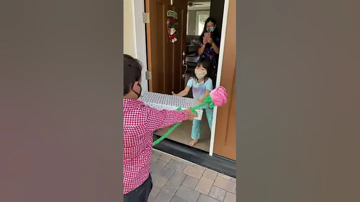 6 Year Old Showers His "Future Wife" with Love on ...