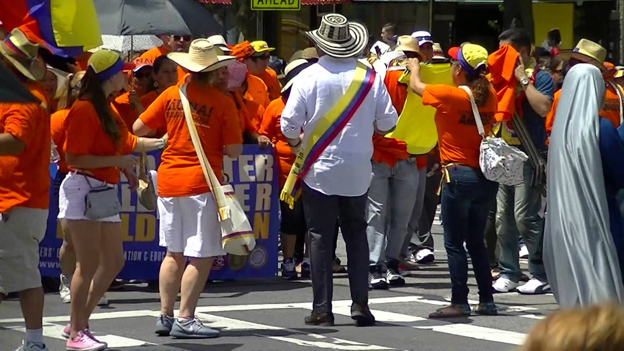 Desfile Colombiano en New York (12) Una Recocha! YouTube