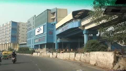 Partial Clover Leaf Interchange Video 2 from Escorts Xn to Nehru place Direction   Main Flyover port