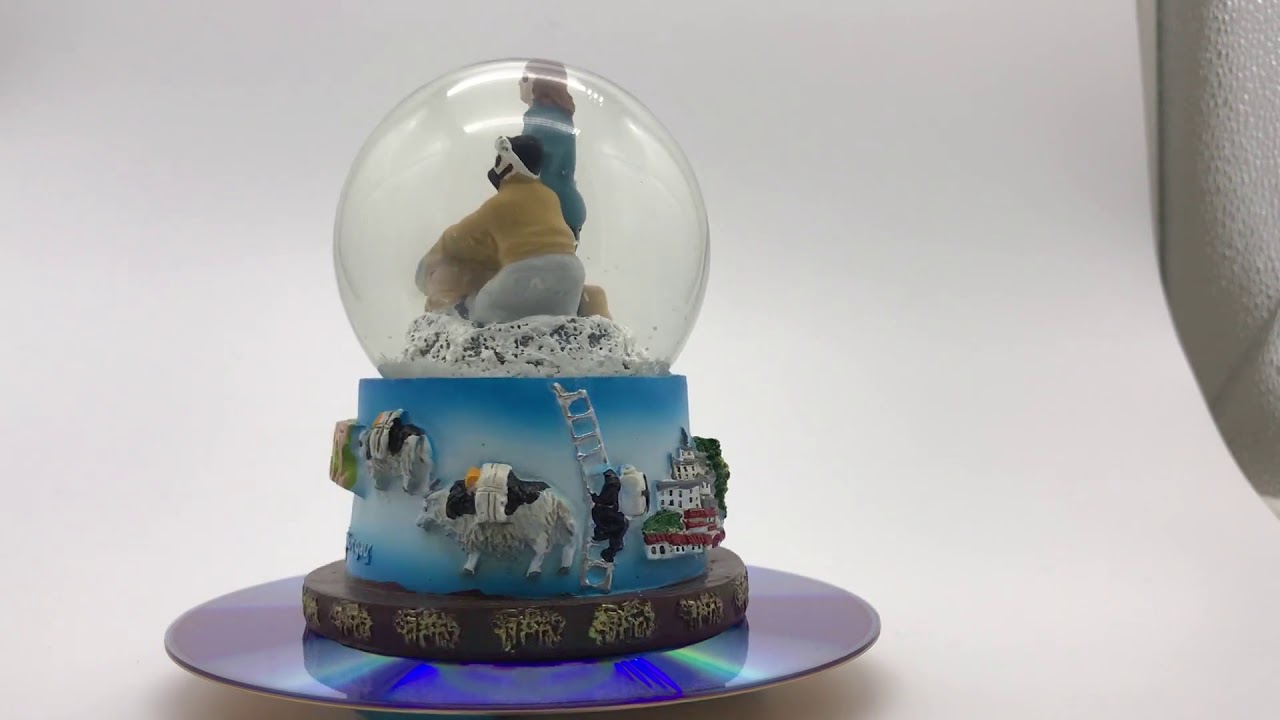 Mt Everest Snow Globe 1 YouTube