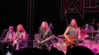 Winger:- “Seventeen” Live at O2 Academy Leeds, UK, 23/5/23