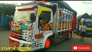Truck syantik bongkar cabe di tanggerang