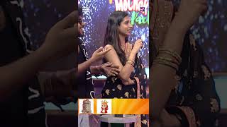 Answer Eh Neegale Sollunga Makkale