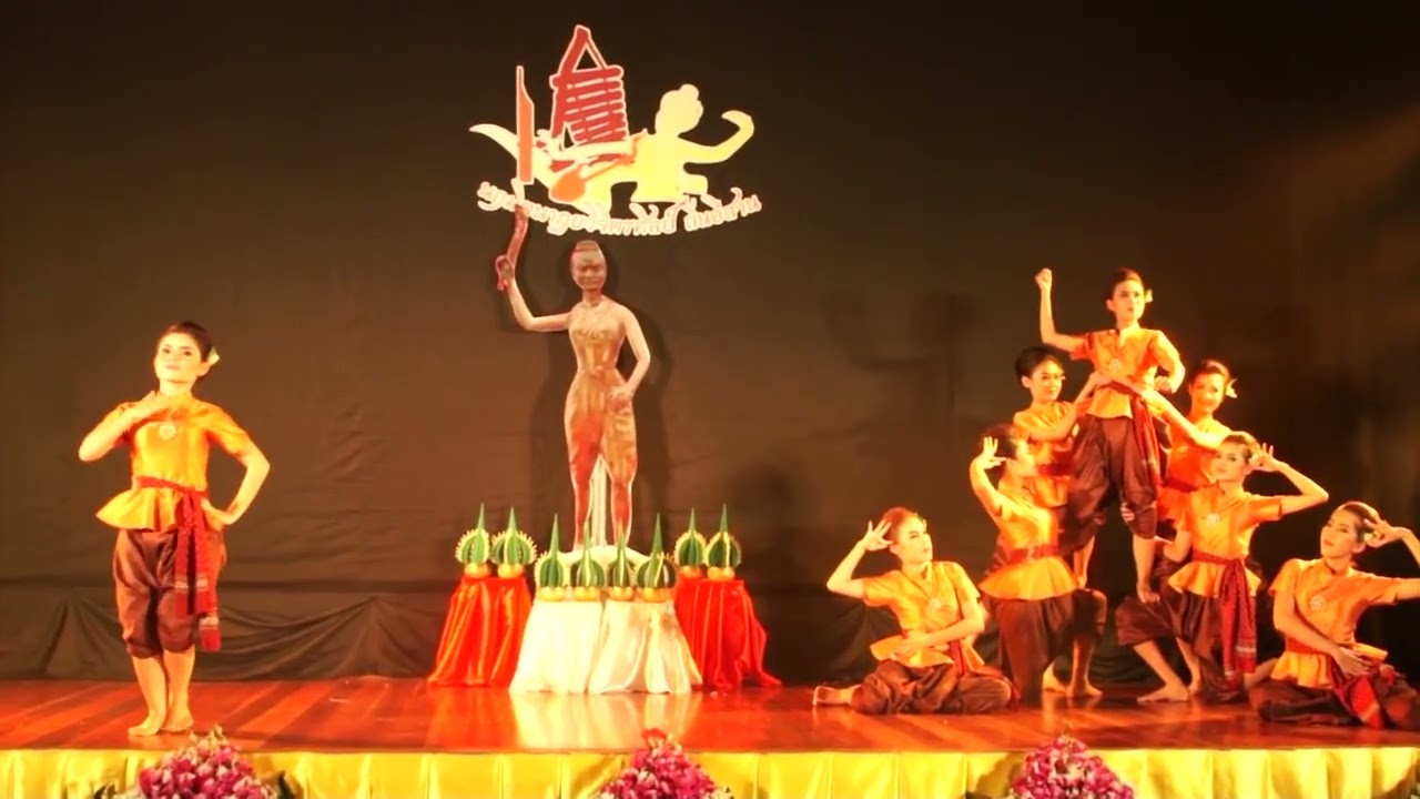 เชิดชูวีระสตรีหญิงกล้าย่าบุญเหลือ (ลิขสิทธิ์สาขาวิชาศิลปะการแสดง มหาวิทยาลัยราชภัฏอุดรธานี)