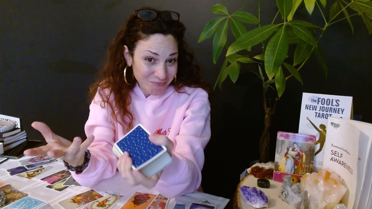 TAURUS A SNAPSHOT INTO 2025- FINALLY ENDING THAT SITUATIONSHIP AND LIVING IN YOUR REAL LOVESHIP